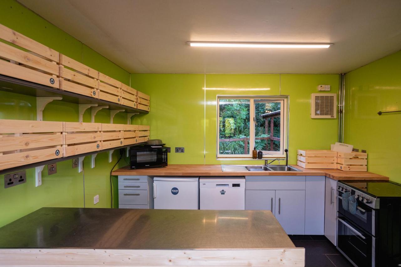 Highland Basecamp Hostel Lochaline Εξωτερικό φωτογραφία