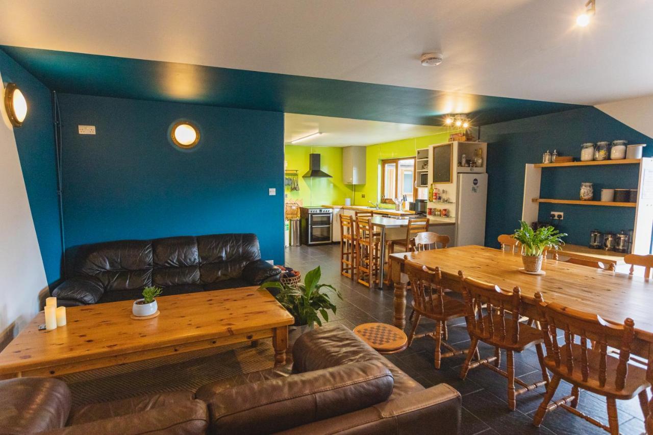 Highland Basecamp Hostel Lochaline Εξωτερικό φωτογραφία